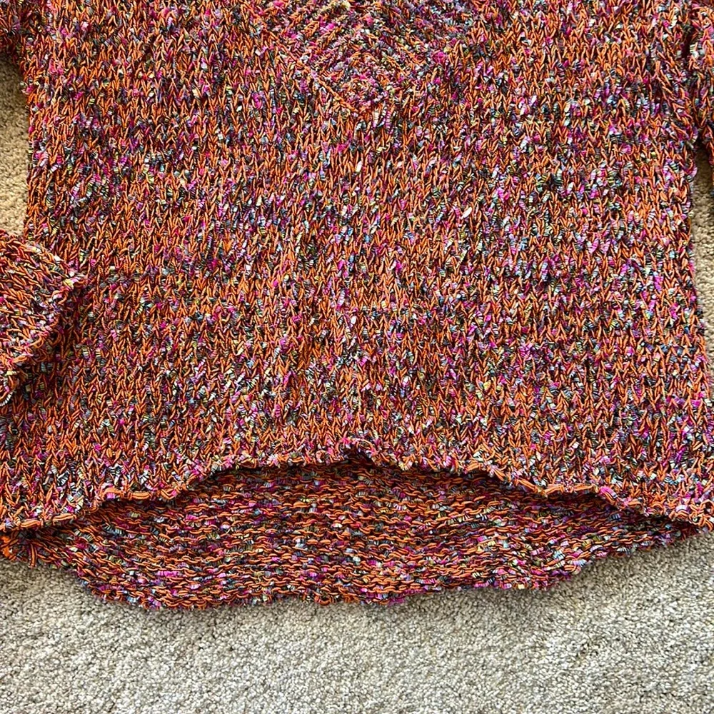 En Crème V Neck Sweater - Picture 5 of 7